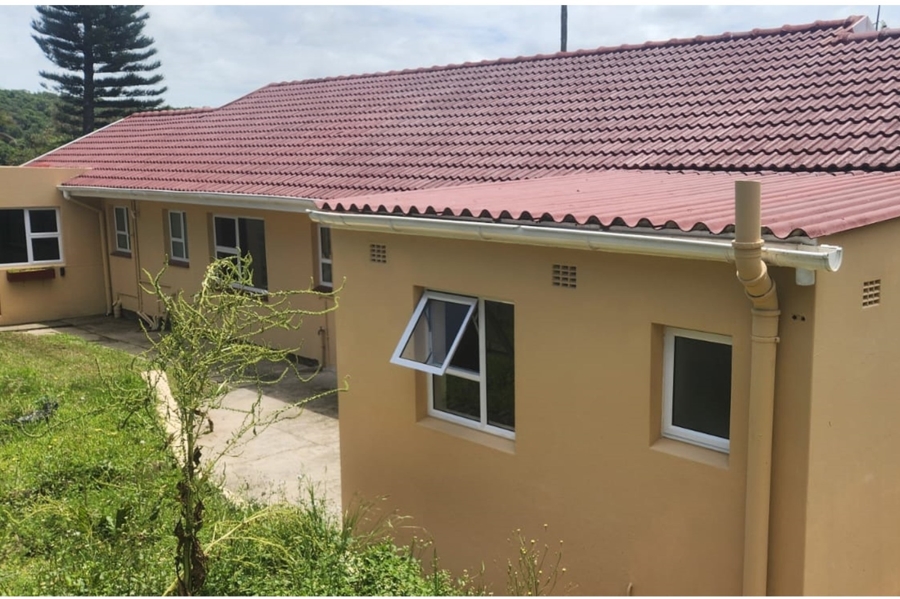 4 Bedroom Property for Sale in Beacon Bay Eastern Cape